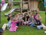 Loučení s předškoláky: Déšť nám úsměvy nevzal, slzy dojetí tekly proudem